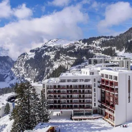 Lumineux Aux Pieds Avec Piscine, Et Parking à Flaine - Fr-1-425-227 * Arâches